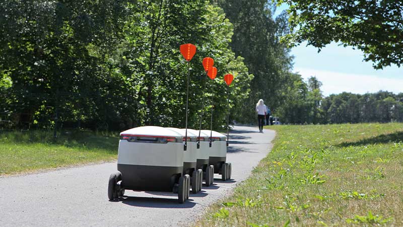 物体検知AIを用いたAIカーの自動追従技術